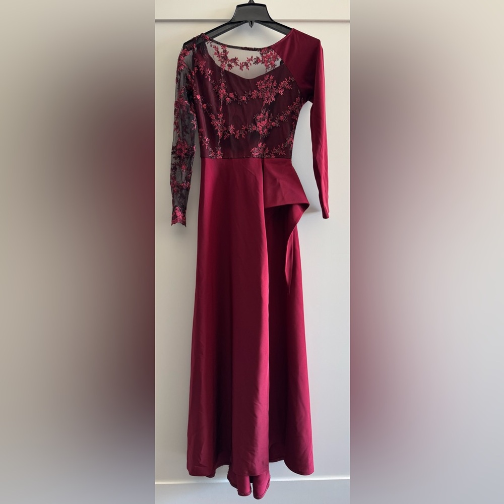 Elegant Burgundy Long Sleeve Dress